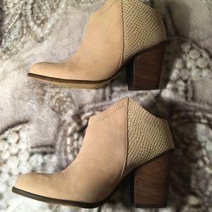 Kaanas Sinai Snake Embossed Bootie-Sand-Size 7.5